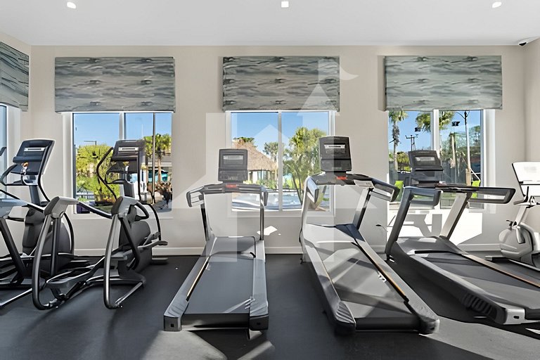 6BR Villa w/ Pool & Themed Rooms