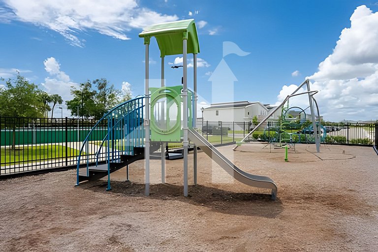 6BR Villa w/ Pool & Themed Rooms