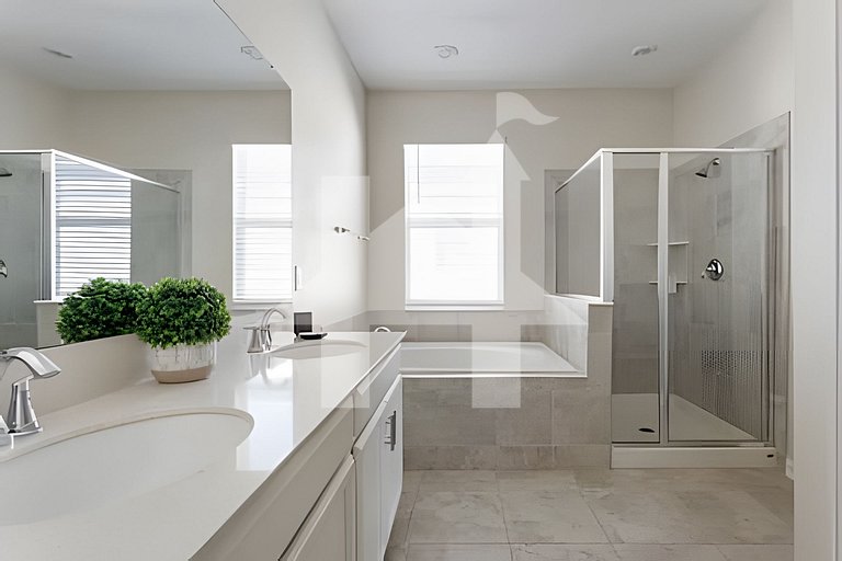 3BR Villa w/ Resort Access Near Disney