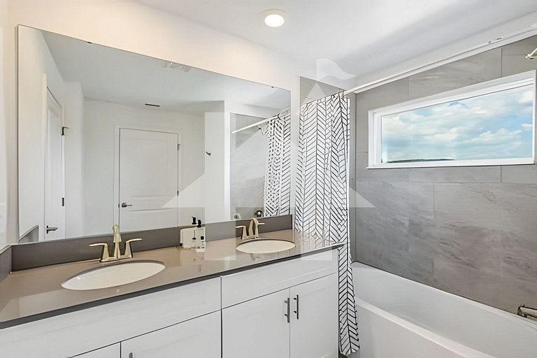 Storey Lake 4BR w/ Pool + Disney-Themed Rooms