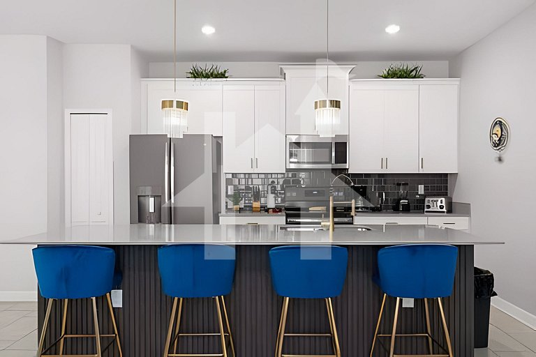 Casa 4Q c/ Mickey & Mario + Piscina Aquecida