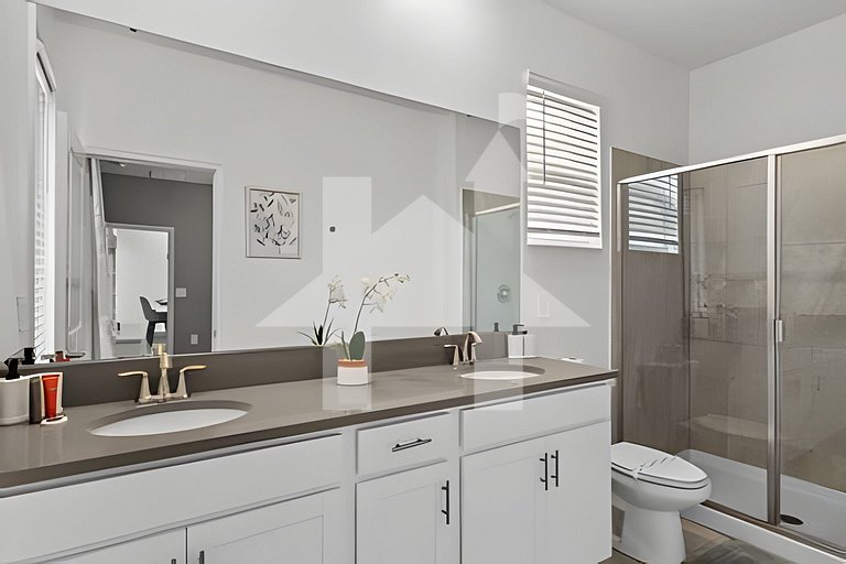 5BR Villa w/ Pool & Game Room near Disney