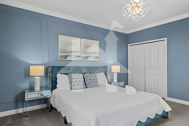 5BR Villa w/ Pool & Game Room near Disney