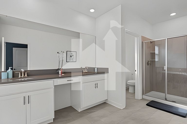 5BR Villa w/ Pool & Game Room near Disney