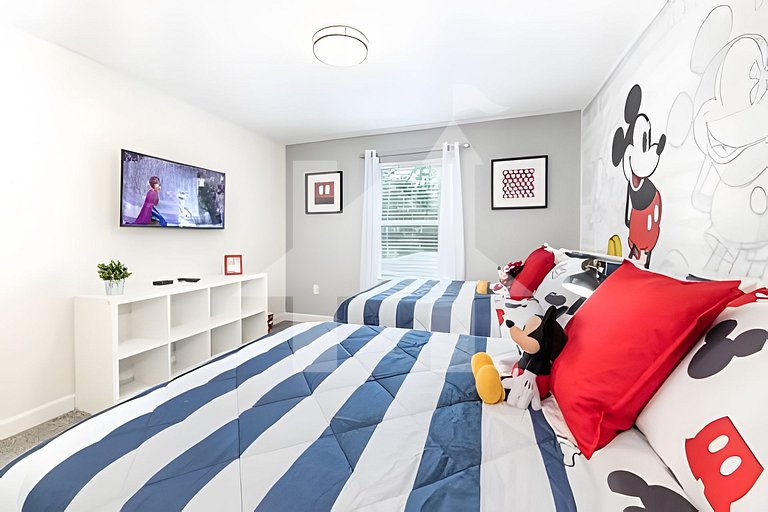 Champions Gate 4BR w/ Pool + Themed Rooms