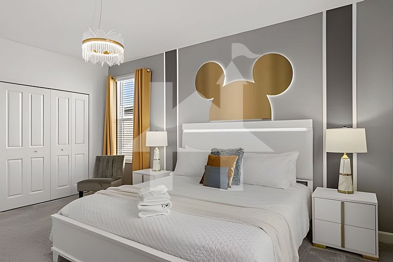 6BR Disney-Themed Villa + Pool & Game Room