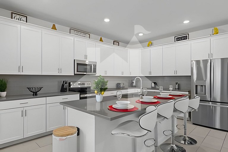 Casa 6Q Temática Disney c/ Piscina