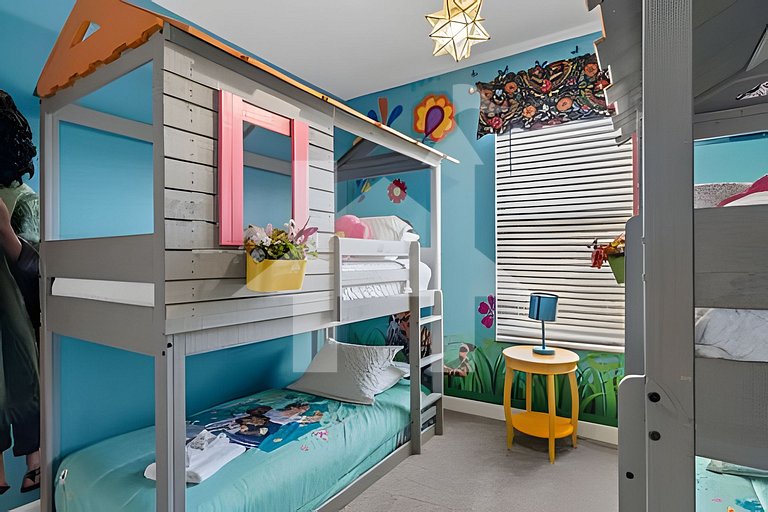 6BR Disney-Themed Villa + Pool & Game Room