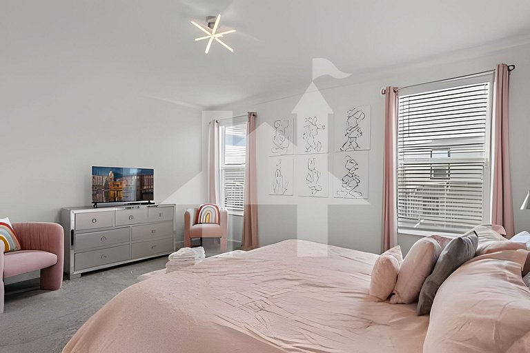 6BR Disney-Themed Villa + Pool & Game Room