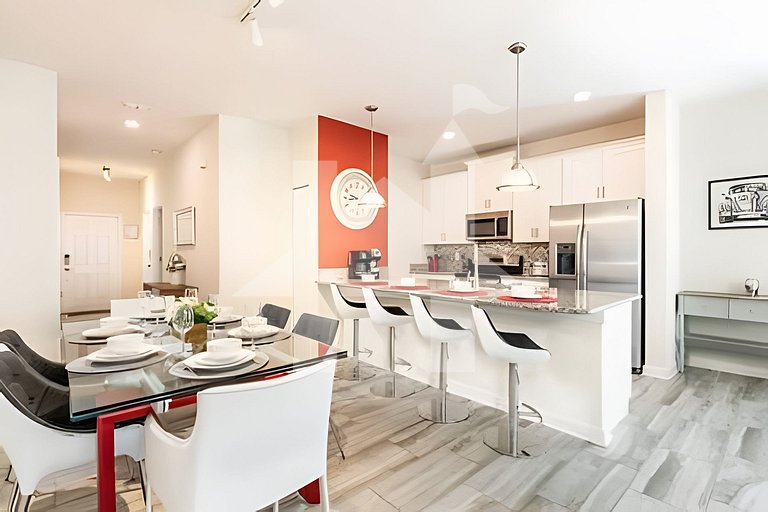 Vacation Home Near Disney, 5 bedrooms