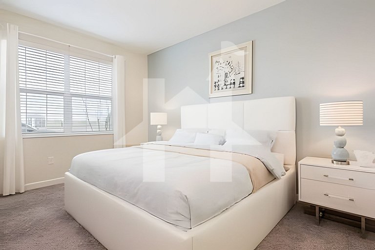 6BR Villa w/ Pool & Game Room near Disney