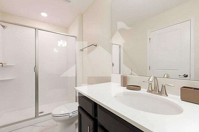 6BR Villa w/ Pool & Game Room near Disney