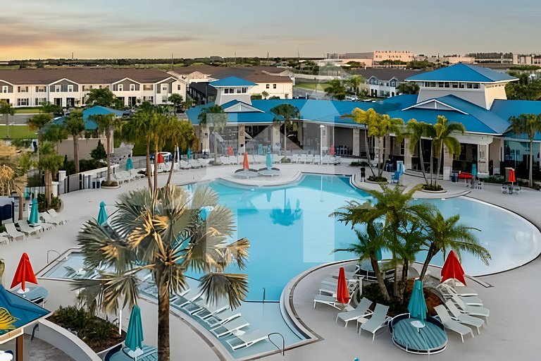 Disney 5BR Resort Home + Lazy River & Mini Golf