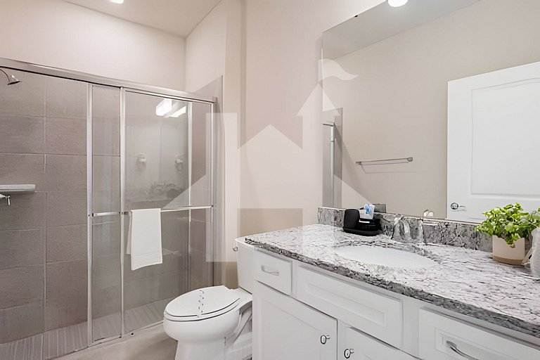 Vacation Home Near Disney, 5 bedrooms