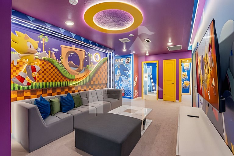 Vacation Home Near Disney, 5 bedrooms