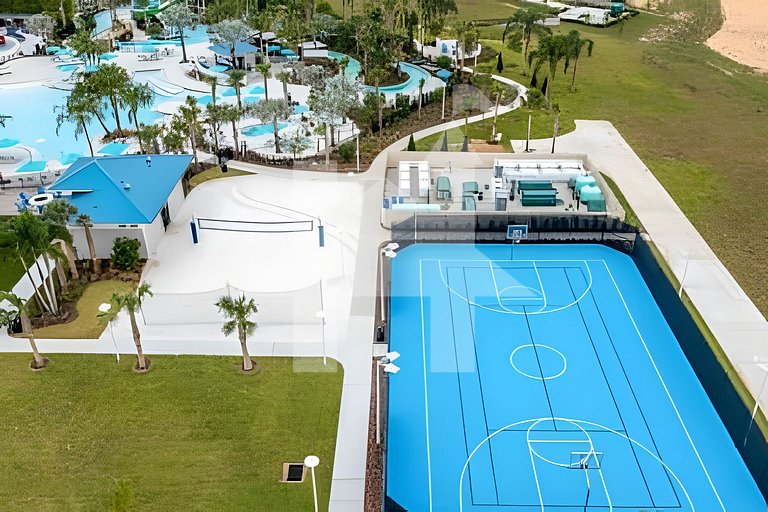 Vacation Home Near Disney, 5 bedrooms