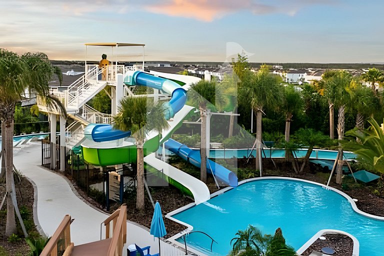 Vacation Home Near Disney, 5 bedrooms