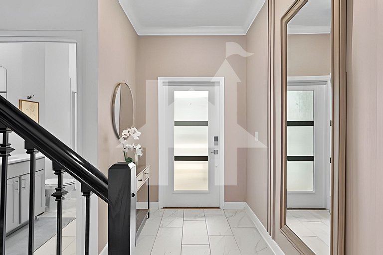 Disney Area ChampionsGate 4BR Townhome w/ Pool