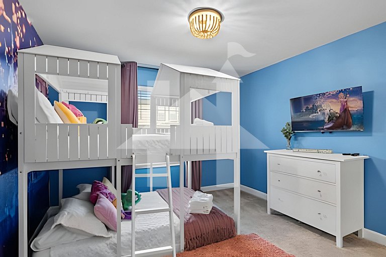 Disney Area ChampionsGate 4BR Townhome w/ Pool