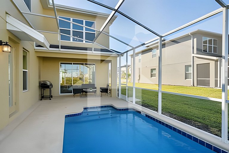 5BR Villa w/ Pool, Game Room + Themes Near Disney