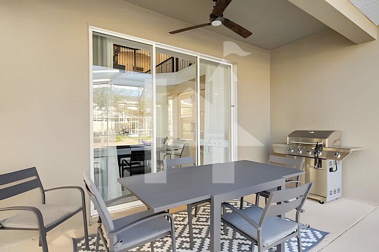 5BR Pool Home + Game Room @ Champions Gate