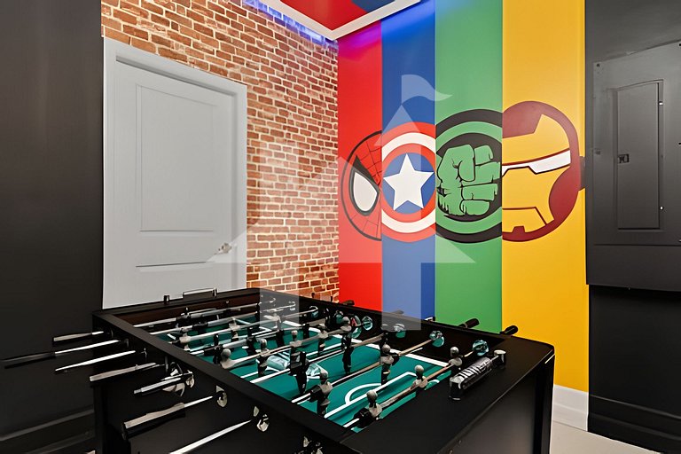 5BR Pool Home + Game Room @ Champions Gate