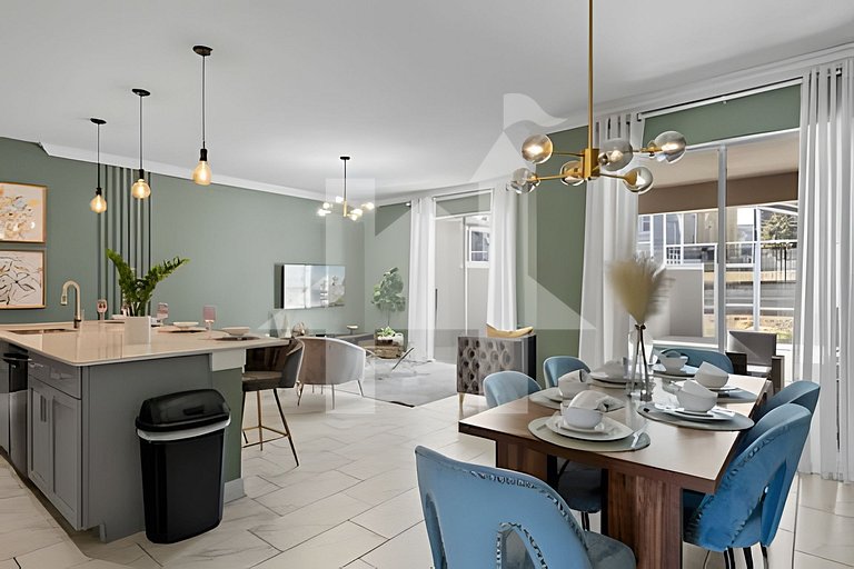 Disney-Area 4BR Townhome w/ Heated Pool