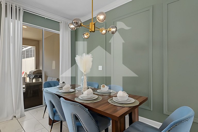 Disney-Area 4BR Townhome w/ Heated Pool