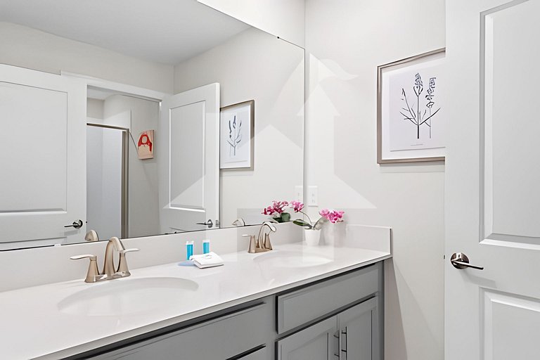 Disney-Area 4BR Townhome w/ Heated Pool