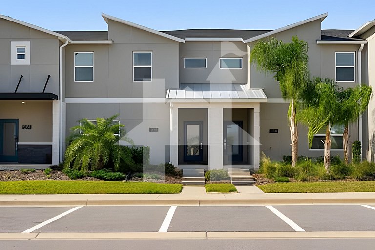 Disney-Area 4BR Townhome w/ Heated Pool