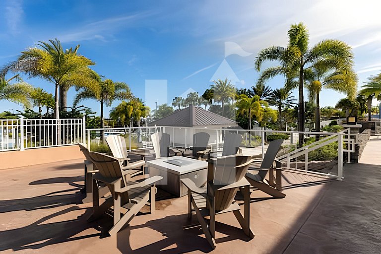 Vacation Home Near Disney, 6 bedrooms