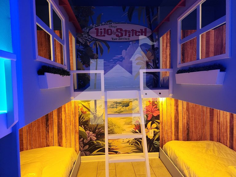 Casa 7Q perto da Disney com Piscina e Games