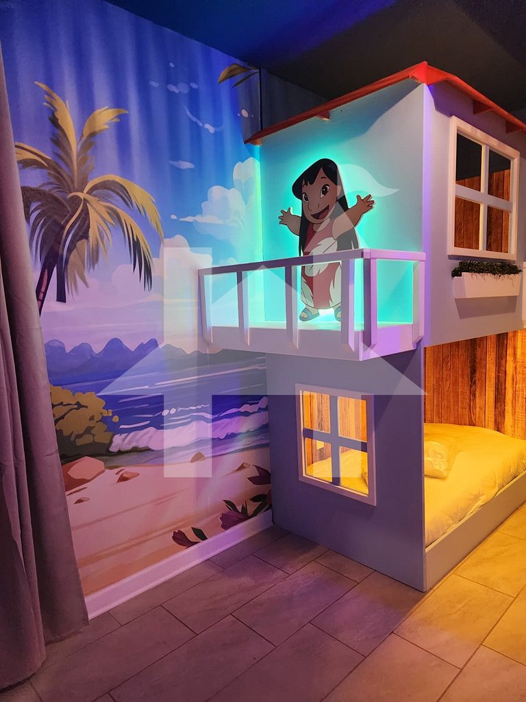 Casa 7Q perto da Disney com Piscina e Games