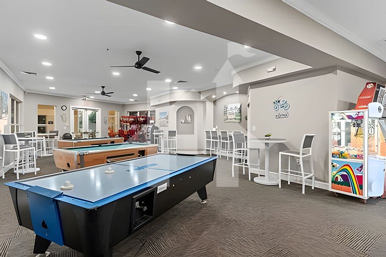 Windsor Hills 3BR Condo near Disney + Pool