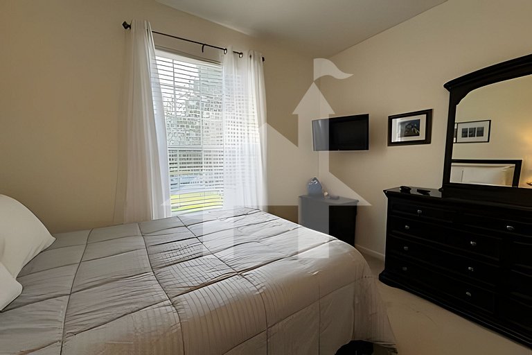 Windsor Hills 3BR Condo near Disney + Pool