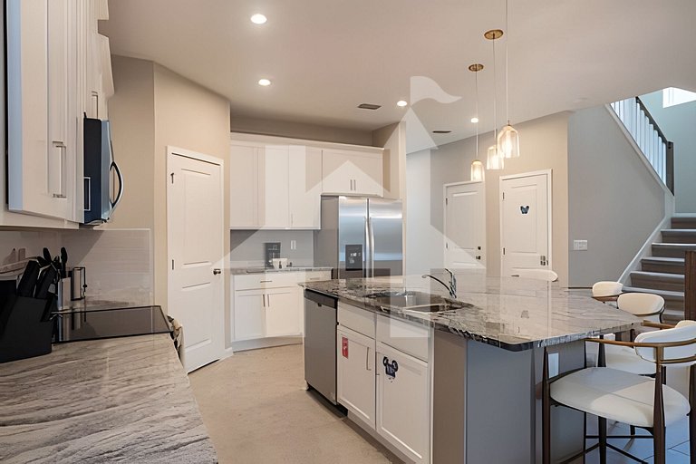 Vacation Home Near Disney, 7 bedrooms