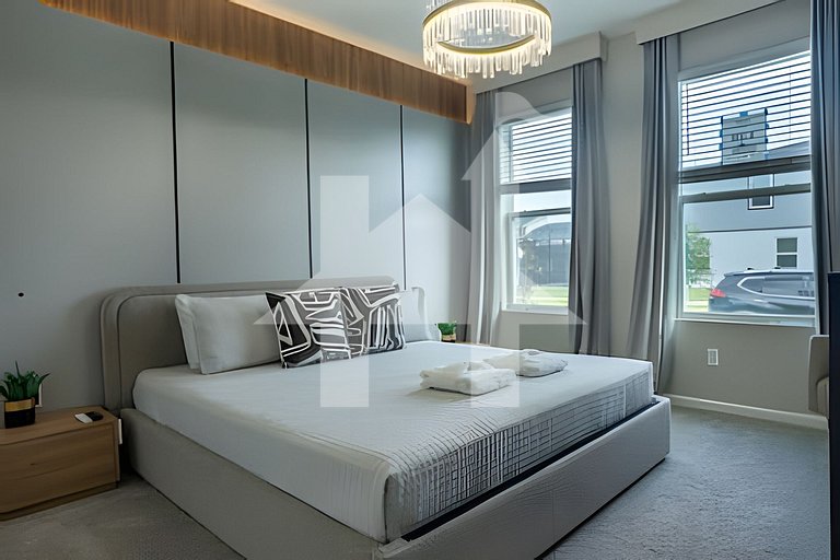 Vacation Home Near Disney, 7 bedrooms