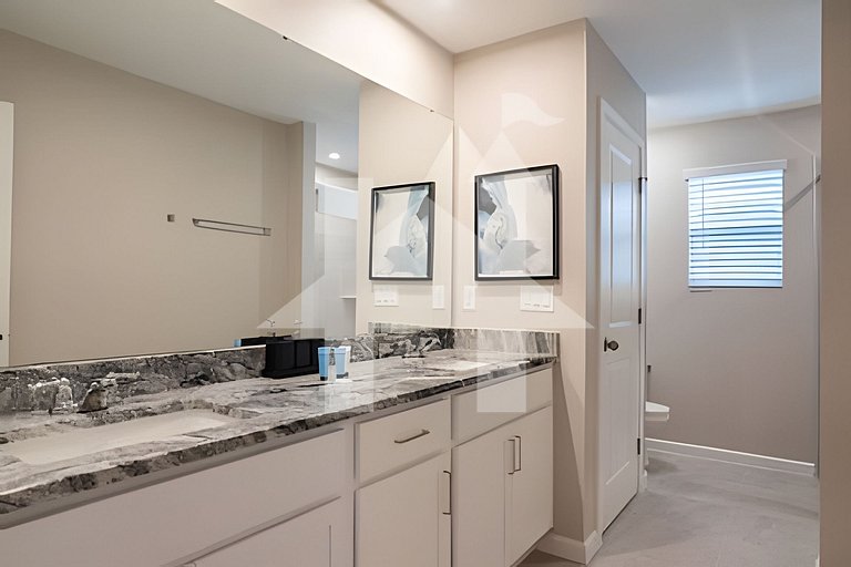 Vacation Home Near Disney, 7 bedrooms