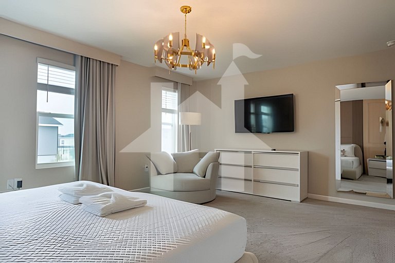 Vacation Home Near Disney, 7 bedrooms