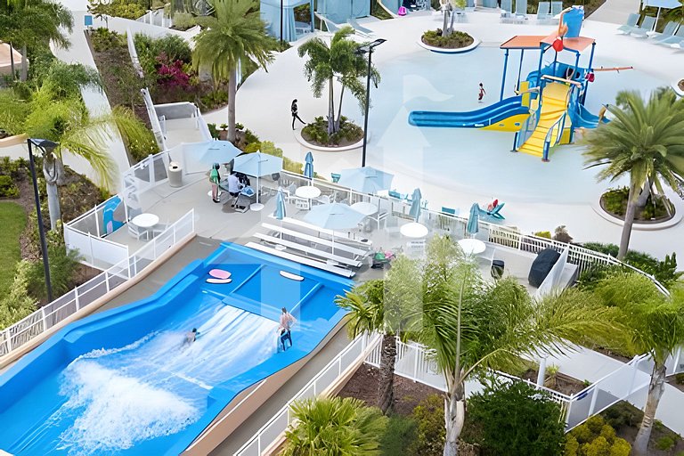 Vacation Home Near Disney, 5 bedrooms