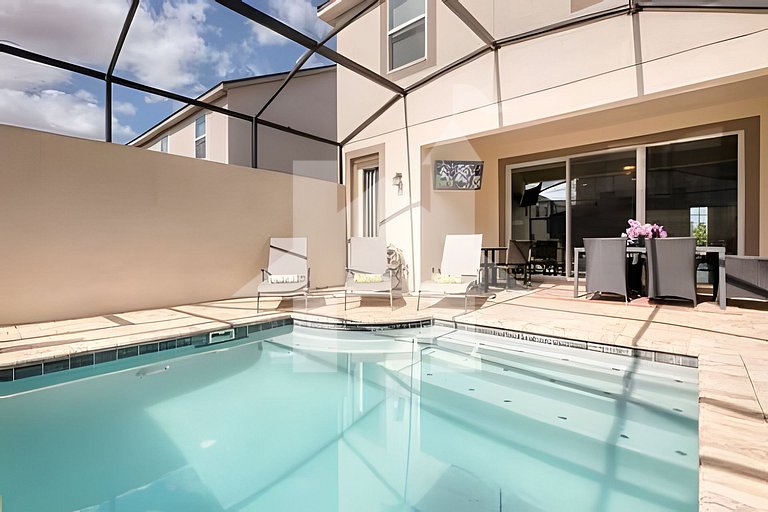 Vacation Home Near Disney, 5 bedrooms