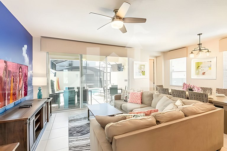 Vacation Home Near Disney, 5 bedrooms