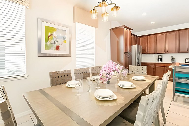 Vacation Home Near Disney, 5 bedrooms