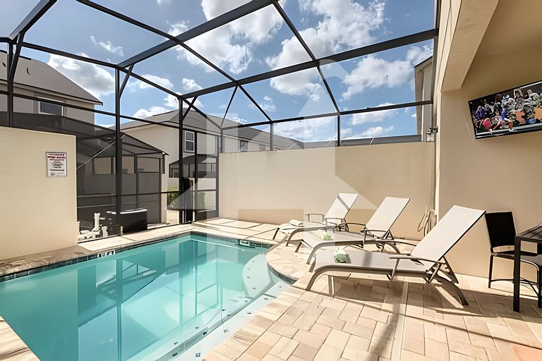 Vacation Home Near Disney, 5 bedrooms