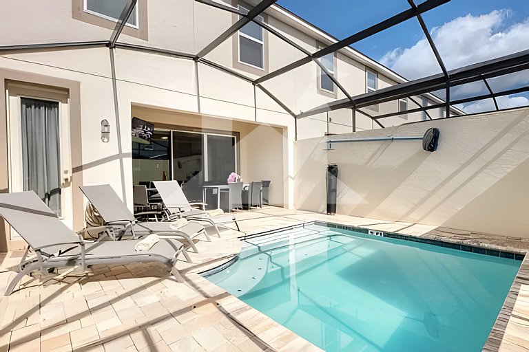 Vacation Home Near Disney, 5 bedrooms