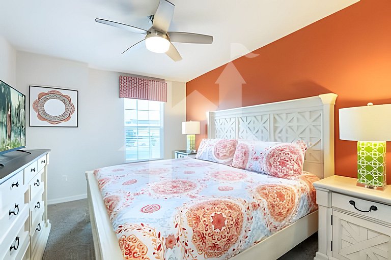 Vacation Home Near Disney, 5 bedrooms