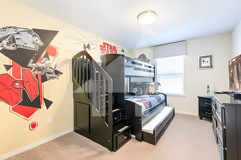 Vacation Home Near Disney, 5 bedrooms