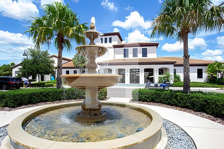 Vacation Home Near Disney, 5 bedrooms