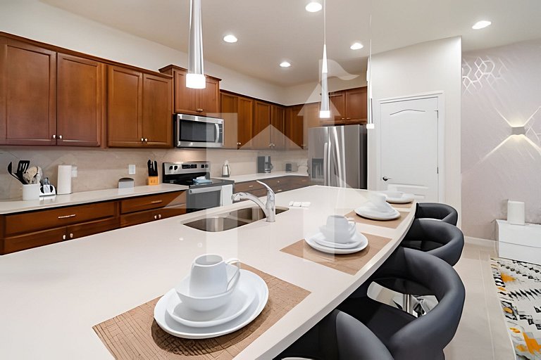 Vacation Home Near Disney, 5 bedrooms