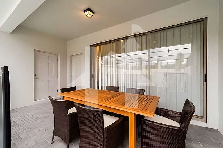 Vacation Home Near Disney, 5 bedrooms